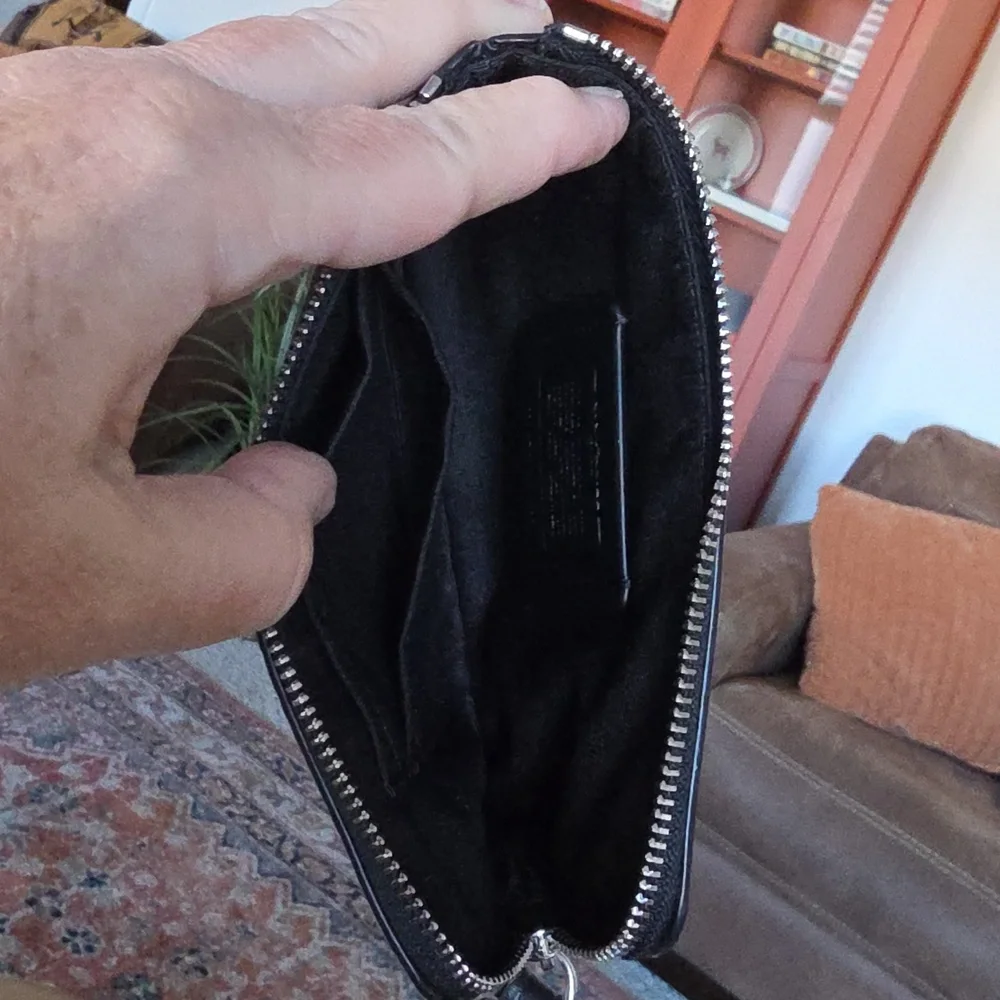 NWOT Coach Black Cat & Moon Signature Corner Zip Wristlet/Wallet 🖤🐈‍⬛️🌟🎁🌙❤️ - Picture 8 of 13